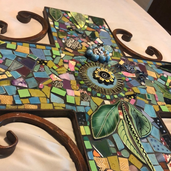 Mosaic & Metal Cross Hand Made - Picture 8 of 8